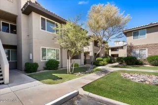 Photo #5: 6598438 Listing