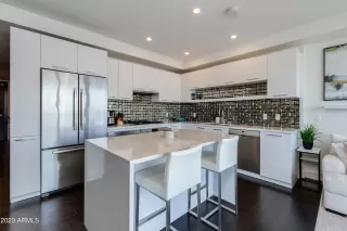 Photo #4: 6598496 Listing 