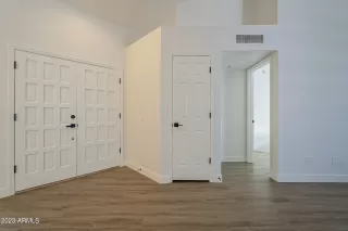 Photo #4: 6598853 Listing 