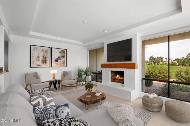 MLS: 6598956 Condo For Sale