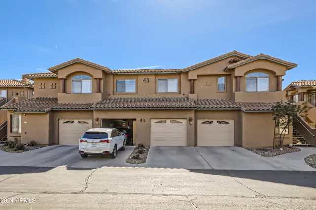 MLS: 6599495 Condo For Sale