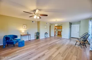 Photo #2: 6599625 Listing