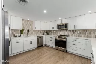Photo #6: 6599635 Listing 