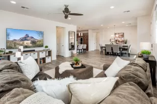 Photo #3: 6599689 Listing