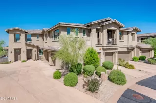 Photo #5: 6599689 Listing