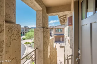 Photo #6: 6599689 Listing