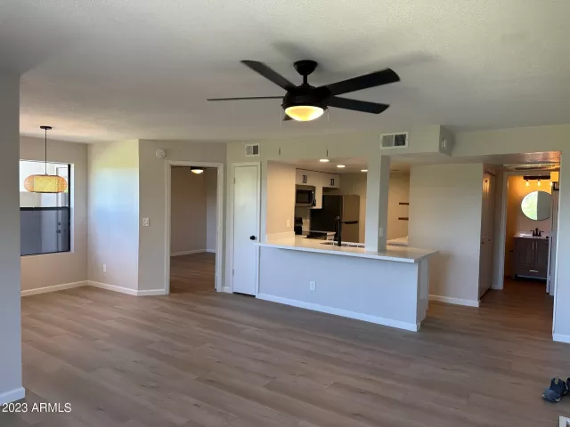 MLS: 6599698 Condo For Sale