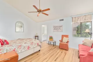 Photo #3: 6599809 Listing