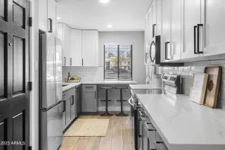Photo #2: 6599854 Listing