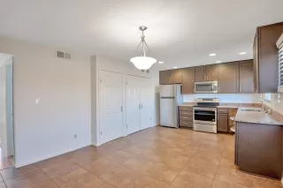 Photo #2: 6600187 Listing