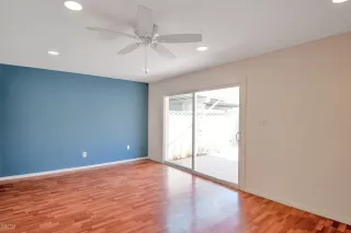 Photo #5: 6600187 Listing