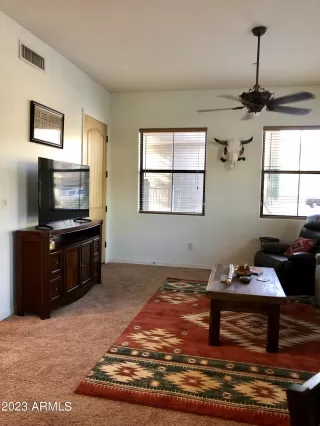 Photo #3: 6600402 Listing