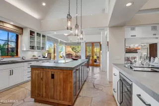 Photo #6: 6600707 Listing 