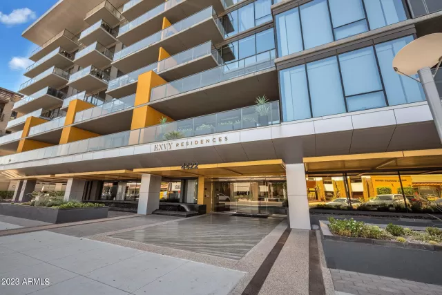 MLS: 6600780 Condo For Sale