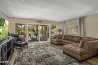 Photo #6: 6600781 Listing 
