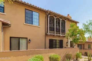 Photo #6: 6600883 Listing 