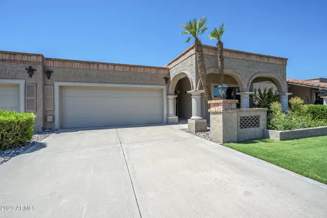 MLS: 6601056 Condo For Sale