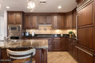 Photo #2: 6601196 Listing 