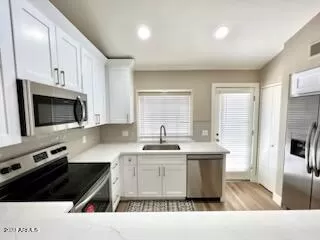 Photo #5: 6601504 Listing