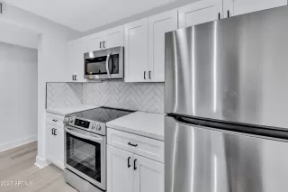 Photo #4: 6601702 Listing