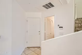 Photo #2: 6601794 Listing