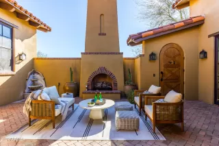 Photo #2: 6601838 Listing