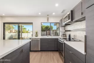 Photo #1: 6602006 Listing