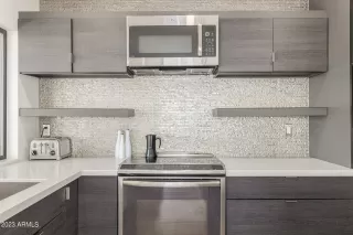 Photo #2: 6602006 Listing