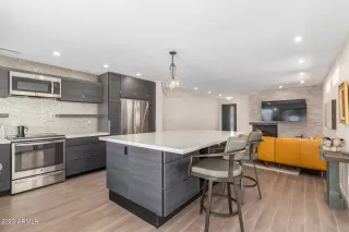 Photo #4: 6602006 Listing