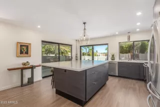 Photo #5: 6602006 Listing