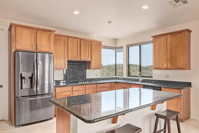 MLS: 6602200 Condo For Sale