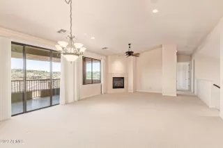 Photo #4: 6602200 Listing