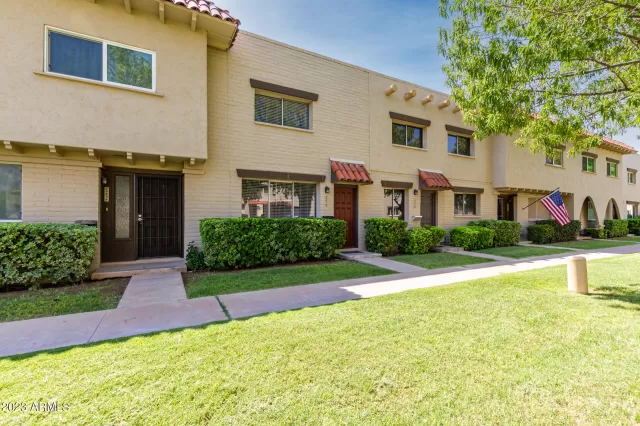 MLS: 6602258 Condo For Sale