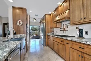 Photo #4: 6602402 Listing