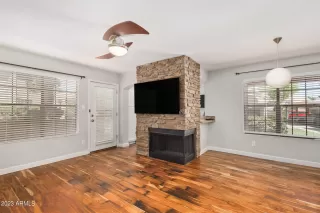 Photo #5: 6602577 Listing 