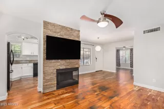 Photo #6: 6602577 Listing 