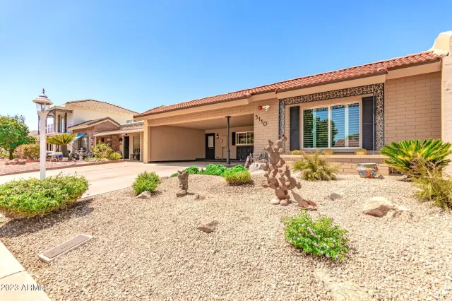 MLS: 6602664 Condo For Sale