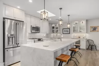 Photo #1: 6602664 Listing 