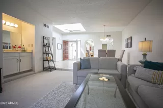 Photo #3: 6602968 Listing