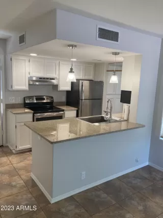 Photo #1: 6603036 Listing