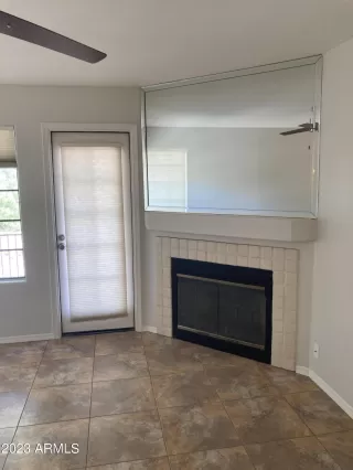 Photo #6: 6603036 Listing