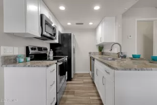 Photo #4: 6603359 Listing 