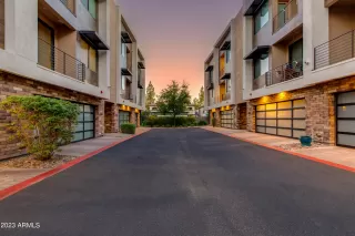 Photo #5: 6603432 Listing