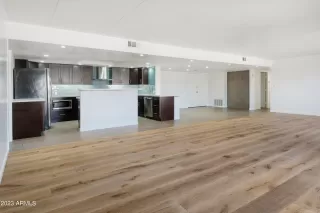 Photo #6: 6603463 Listing 