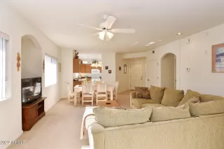 Photo #2: 6603683 Listing