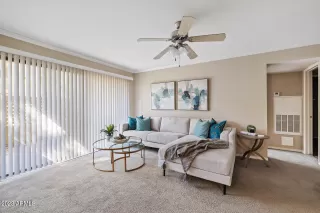 Photo #2: 6603766 Listing