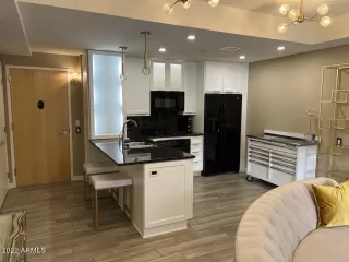 Photo #6: 6603869 Listing