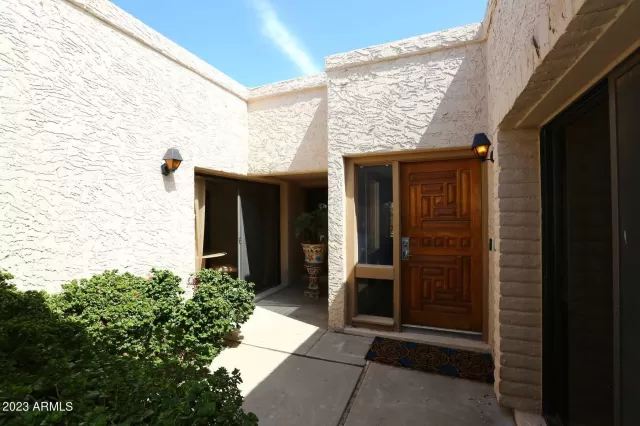 MLS: 6603986 Condo For Sale