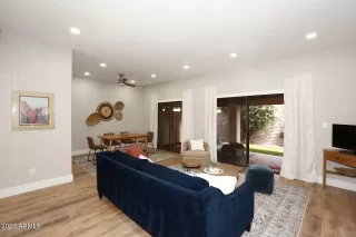 Photo #4: 6603986 Listing