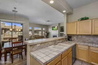 Photo #5: 6604391 Listing